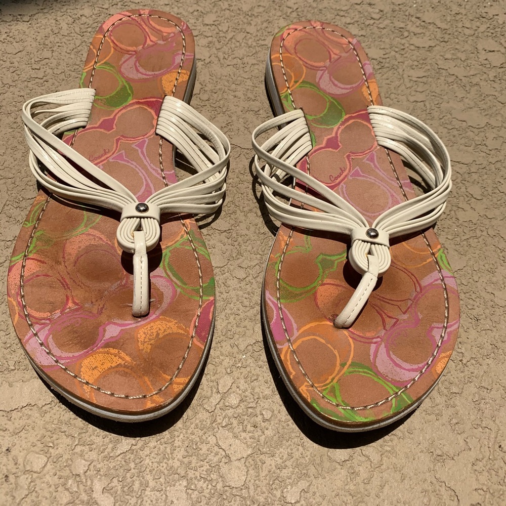 - Coach flip flops with C logo, size 7